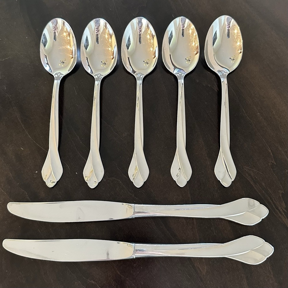 Oneida TRIBECA Stainless 5 Teaspoons Spoons 2 Butter Knives Knife USA Flatware